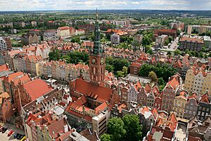Archivo:Collage of views of Gdansk (cropped)