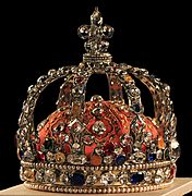 Crowns, Musée du Louvre, April 2011blackened
