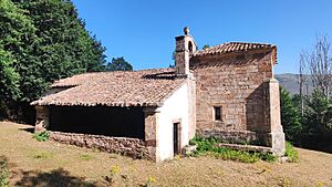 Archivo:Ermita de Nuestra Señora del Soto, Reinosilla 3