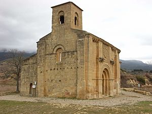 Archivo:Ermita de Santa María de La Piscina - Suroeste