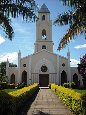 Archivo:Iglesia de Quiindy