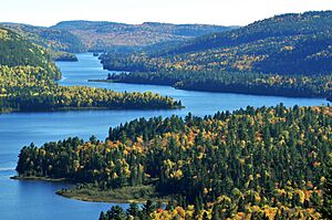 Archivo:La Mauricie NP 23
