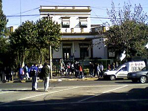 Archivo:Merlo 06