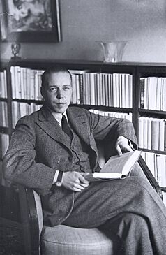 Mika Waltari 1934.jpg