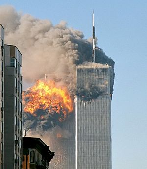 Archivo:North face south tower after plane strike 9-11