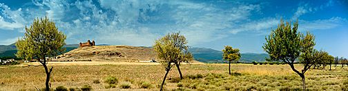 Archivo:Panoramica del Castillo de la Calahorra