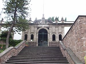 Archivo:Panteon del tepeyac 03