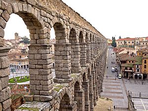 Archivo:Segovia-Acueducto