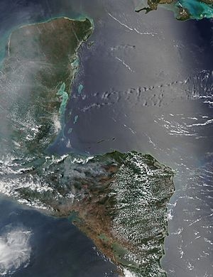 Archivo:Wildfires on Central America 2015-04-23 1850Z