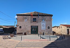 Archivo:Casa consistorial de Talamanca de Jarama