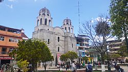Catedral de Todos los Santos (Chota).jpg