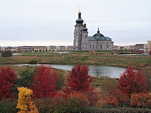 Archivo:Cathedral of the Transfiguration-Markham-Ontario-20181026
