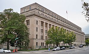 Archivo:Department of the Interior by Matthew Bisanz