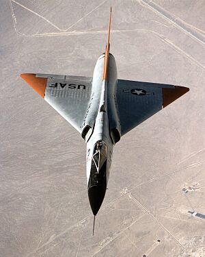 Archivo:Eclipse program QF-106 aircraft in flight, view from tanker
