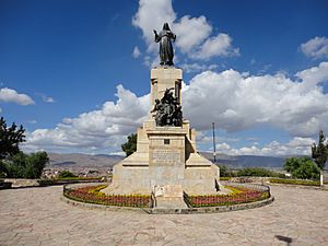 Archivo:Heroinas de la Coronilla, Cochabamba, Bolivia-1-Erik Garcia Alvarado