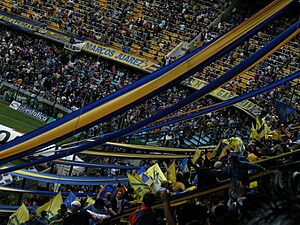 Archivo:La 12 (Boca)
