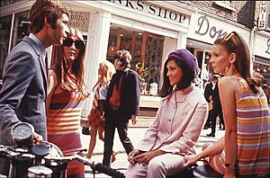 Archivo:Londons Carnaby Street, 1966