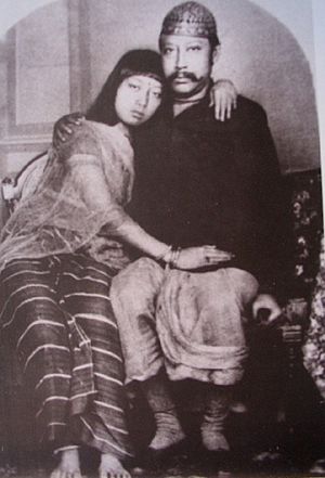 Archivo:Maharaja Birchandra with Maharani Manamohini