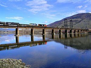 Archivo:North Thompson River