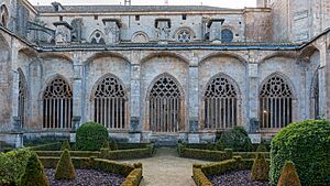 Archivo:Osma 2021 - cloister