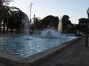 Archivo:Parque Nicolás Salmerón fuente