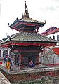 Pashupatinath-Vatsala-08-Frau-2015-gje