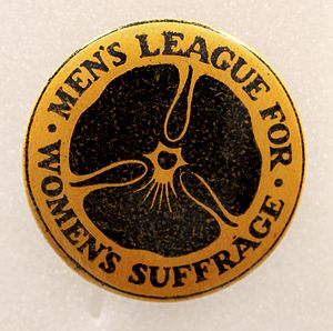 Archivo:Suffrage Campaigning- Men's League for Women's Suffrage, 1907-1918. (22473716134)