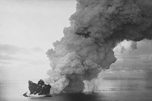 Archivo:Surtsey eruption 2