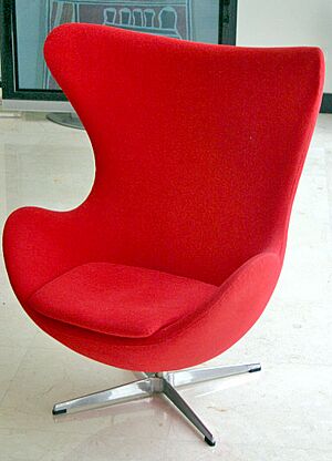 Archivo:The Egg Chair