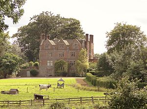 Archivo:The Hall, Acton Scott (geograph 3093030)