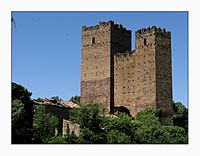 Torres en ruinas en Yesa - panoramio