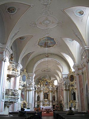 Archivo:Biserica Franciscana, Cluj-Napoca