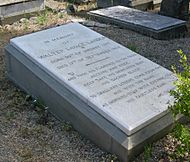 Archivo:Cimitero degli inglesi, tomba walter savage landor-2