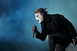 Archivo:Corey Taylor of Slipknot at Optimus Alive Festival 2009 2