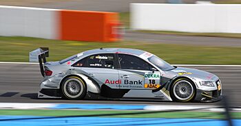 Archivo:DTM Audi A4 Molina 2010 amk