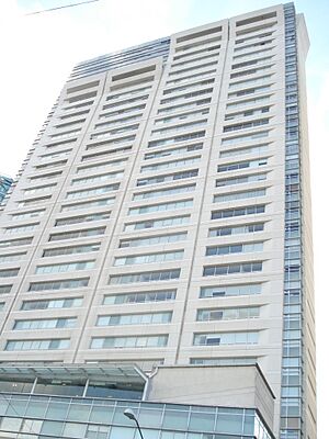 Archivo:Edificio H2O Condominios