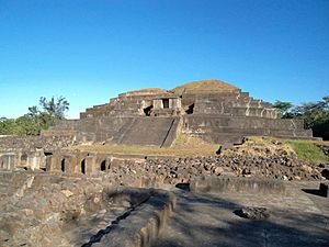 Archivo:El Tazumal, Chalchuapa