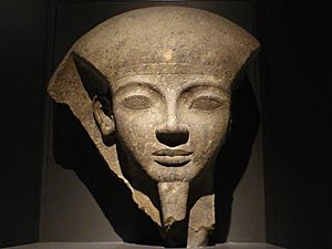 Archivo:Faraón Ramsés VI, sarcófago hacia el año 1136 a. C., procedente del Valle de los Reyes, Tebas, Egipto