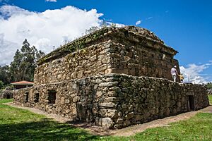 Archivo:Huilcahuaín