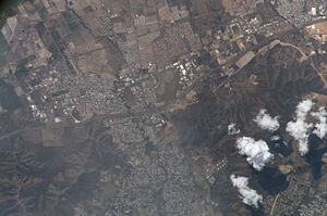 Archivo:ISS016-E-32102 - View of Venezuela