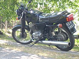 Archivo:Jawa 350 Twin Sport z 1988 roku