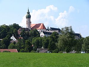 Archivo:Kloster Andechs 2005 2