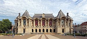 Archivo:Lille palais des beaux arts face 2