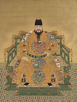 Archivo:Portrait assis de l'empereur Ming Xianzong