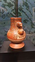Archivo:Pre-Columbian Polychrome vessel. Nicoya culture. Museo del Jade. Costa Rica