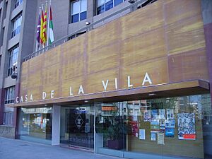 Archivo:Sant Adrià de Besòs Ajuntament