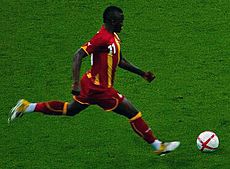 Archivo:Sulley Muntari (Ghanaian national football team)