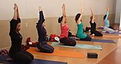 Archivo:Yoga Teacher Training