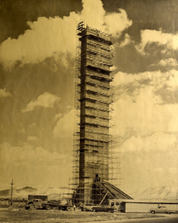 Construcción del Obelisco de Barquisimeto.