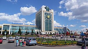 Archivo:Astana Railway Station 2014